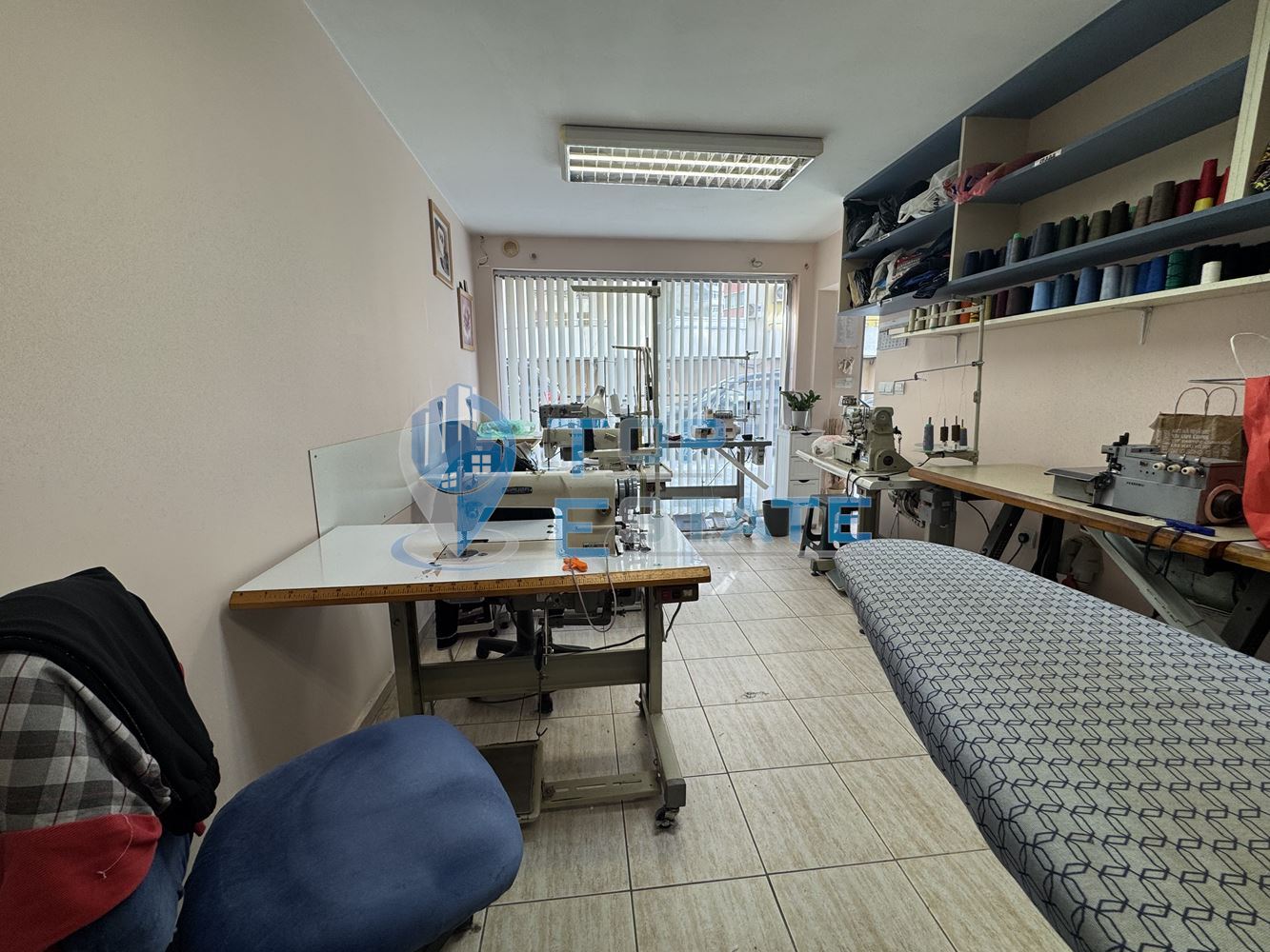 Офис помещение на комуникативно място в кв. Колю Фичето, гр. Велико Търново - 0