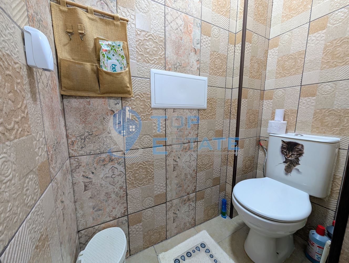 Ремонтиран тристаен тухлен апартамент в централната част на град Плачковци - 0