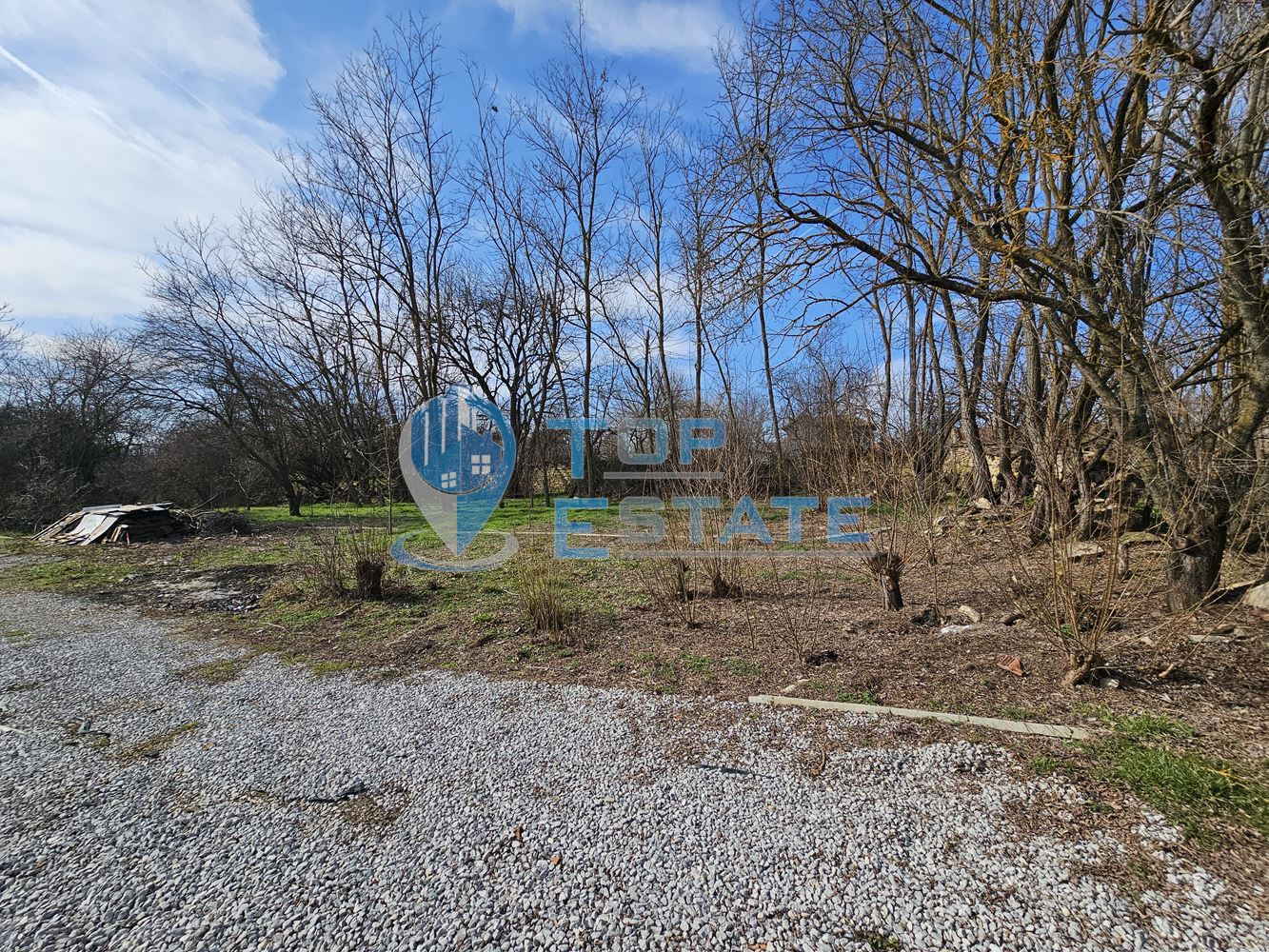 Двуетажна къща след ремонт с голям двор в село Горна Липница, област Велико Търново - 0