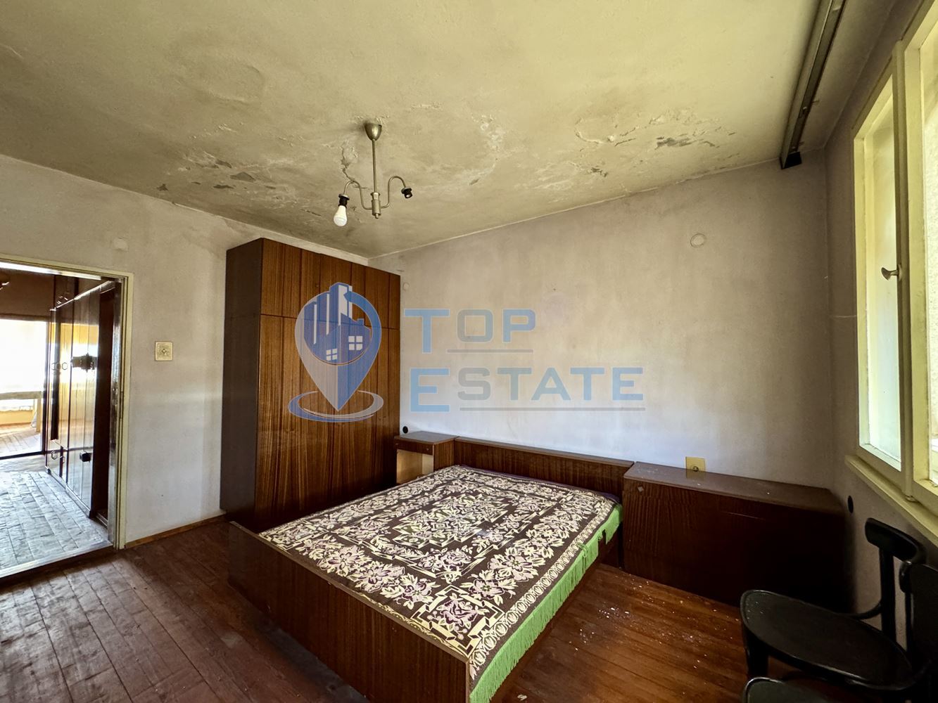 Многостаен тухлен апартамент с гараж в град Полски Тръмбеш, област Велико Търново - 0