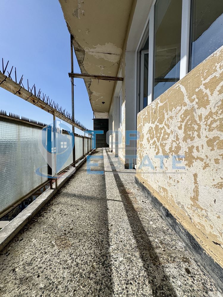 Двустаен тухлен апартамент в центъра на град Полски тръмбеш - 0