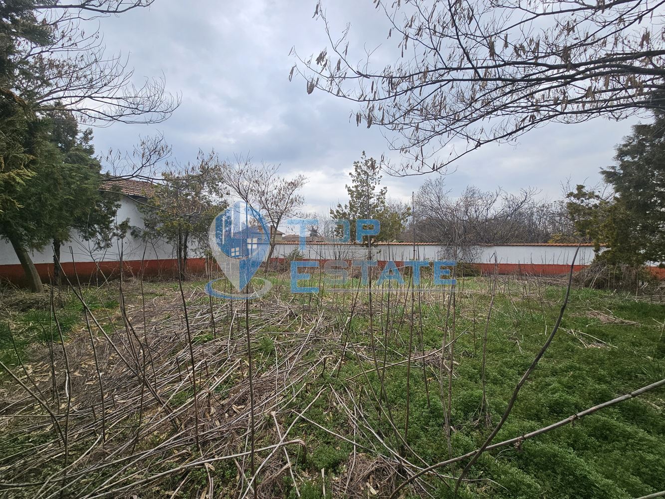 Търговски комплекс - хлебопекарна с оборудване, хранителен магазин и железария село Недан - 0