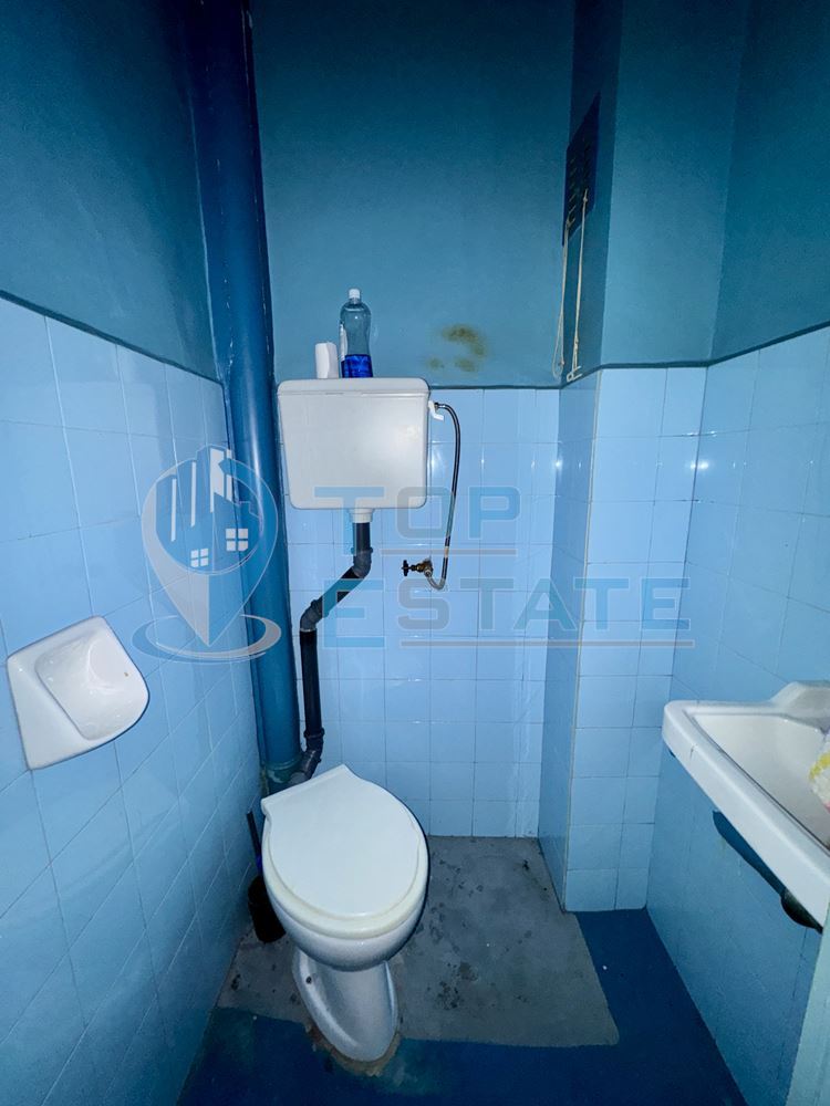 Многостаен тухлен апартамент с гараж в град Полски Тръмбеш, област Велико Търново - 0