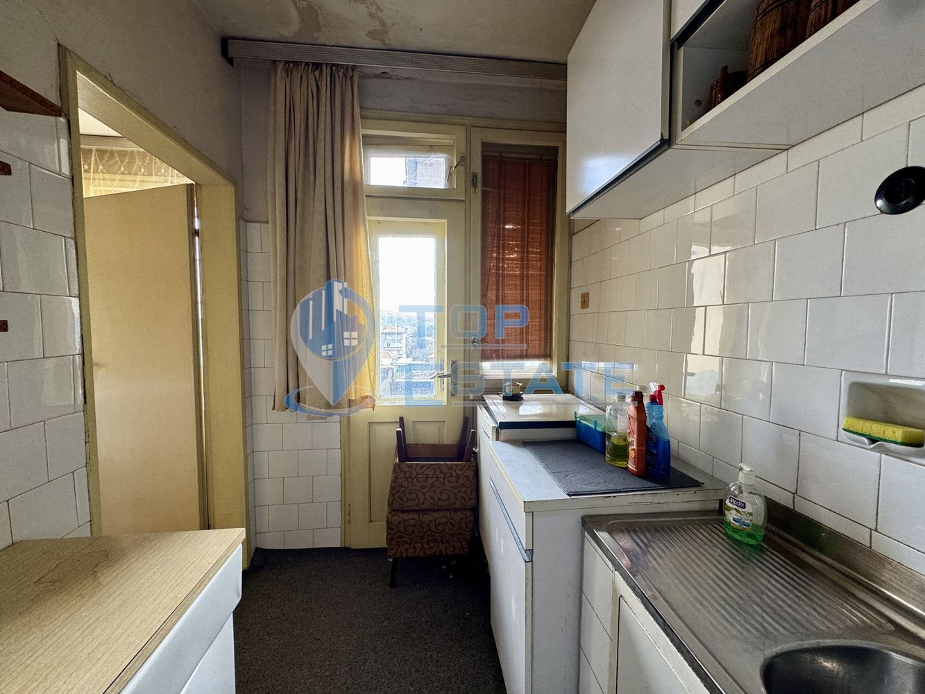 Многостаен тухлен апартамент с гараж в град Полски Тръмбеш, област Велико Търново - 0