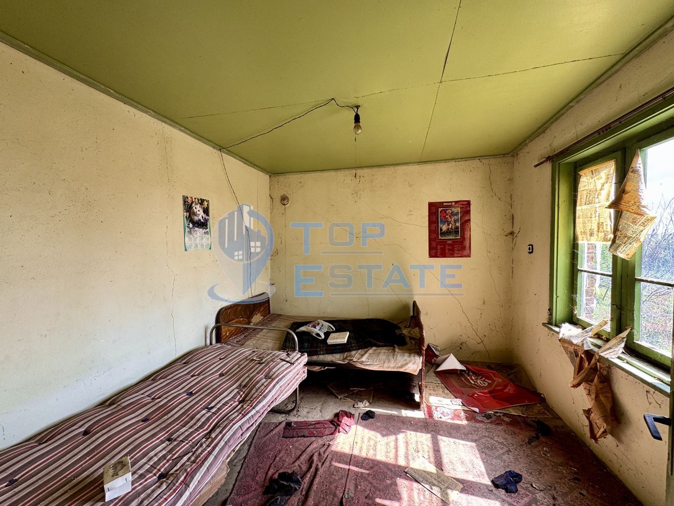 Тухлена къща с кладенец и допълнителни постройки в село Масларево, област Велико Търново - 0