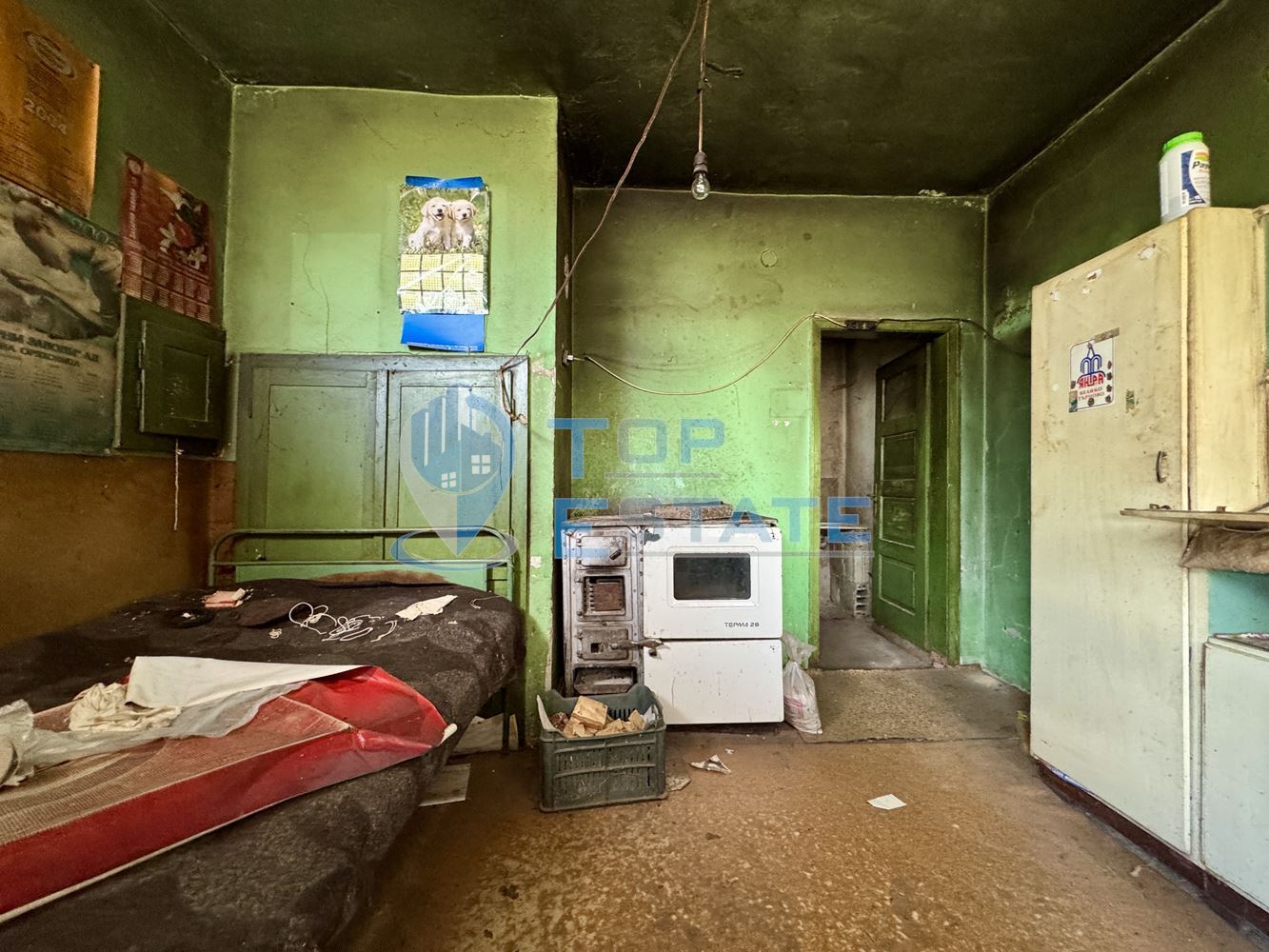 Тухлена къща с кладенец и допълнителни постройки в село Масларево, област Велико Търново - 0