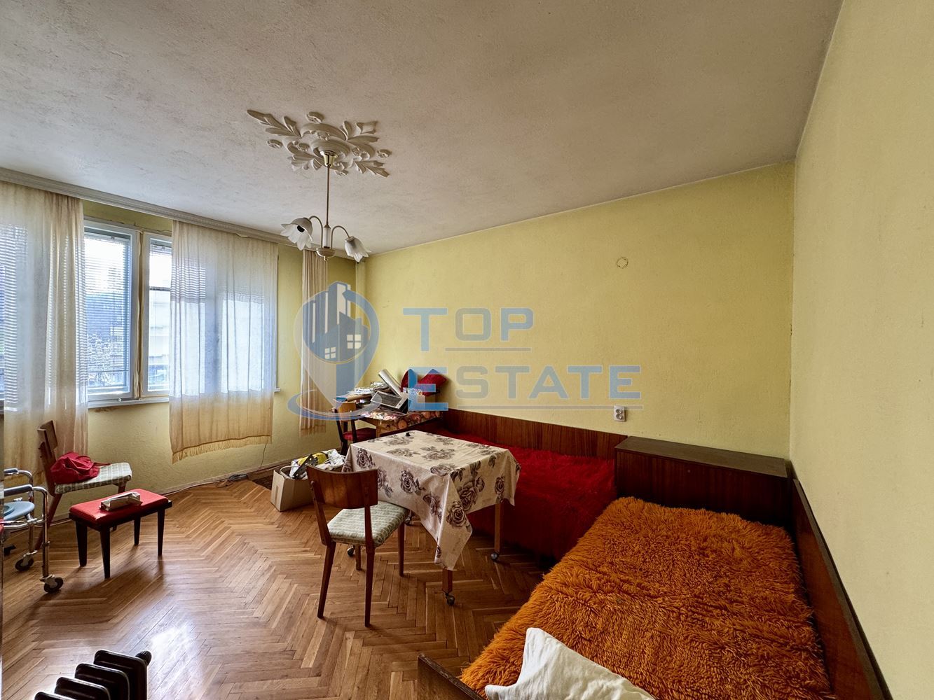 Многостаен апартамент с таванска боксониера в град Горна Оряховица, област Велико Търново - 0