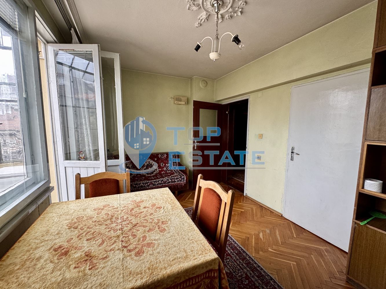 Многостаен апартамент с таванска боксониера в град Горна Оряховица, област Велико Търново - 0