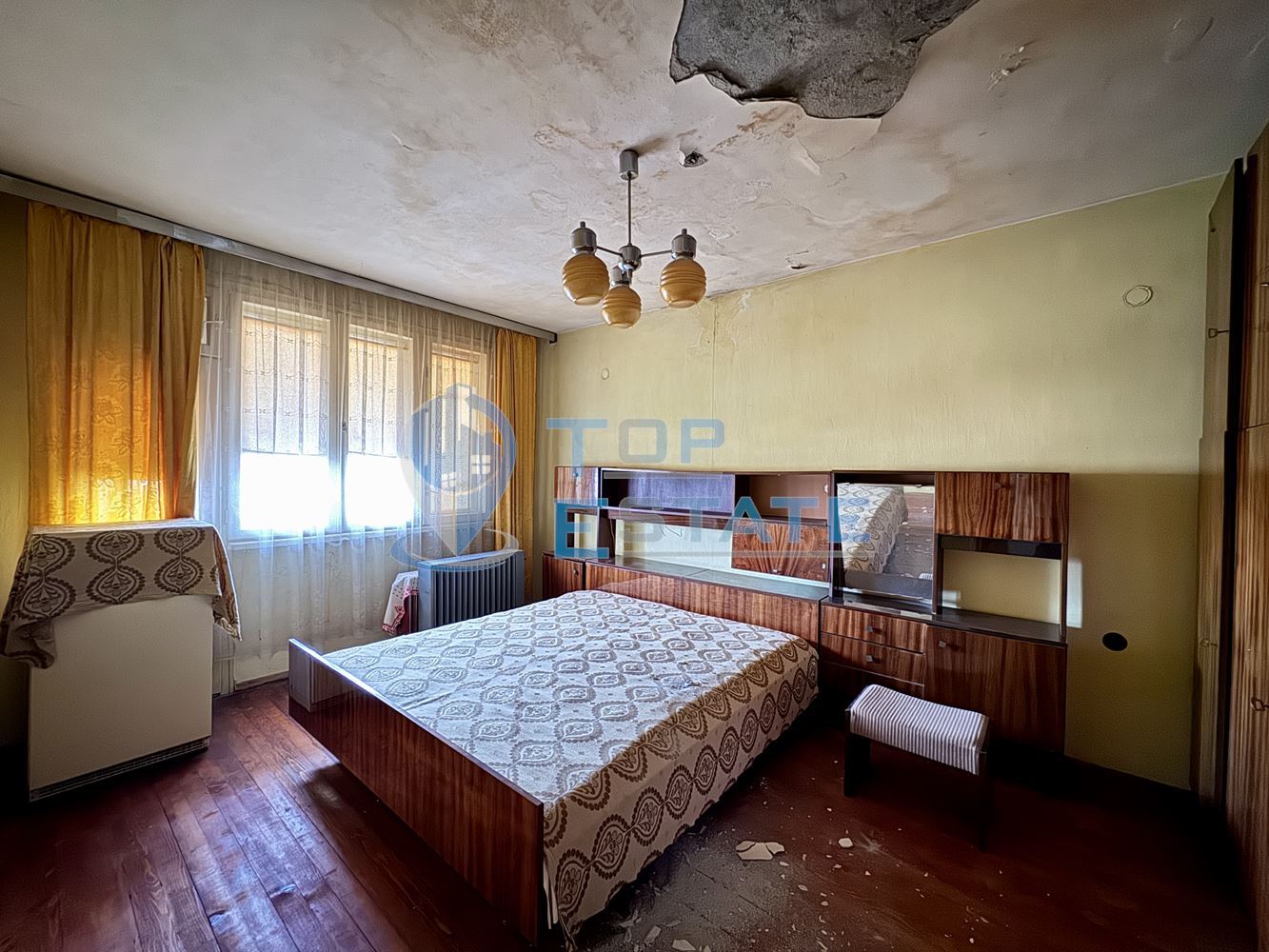 Многостаен тухлен апартамент с гараж в град Полски Тръмбеш, област Велико Търново - 0