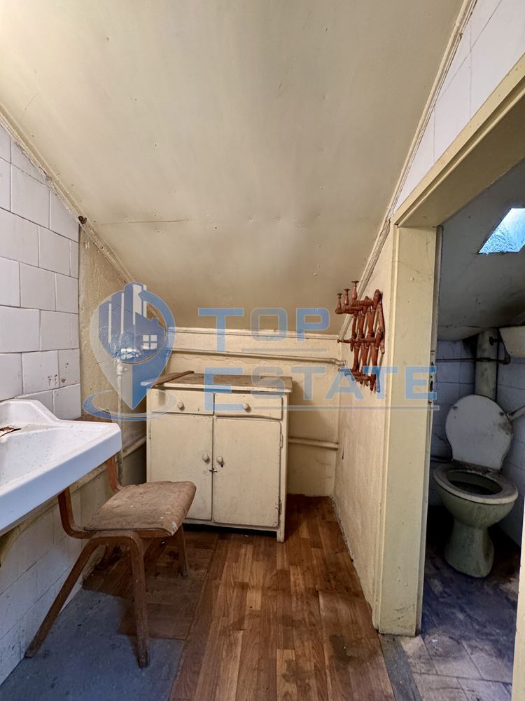 Многостаен апартамент с таванска боксониера в град Горна Оряховица, област Велико Търново - 0