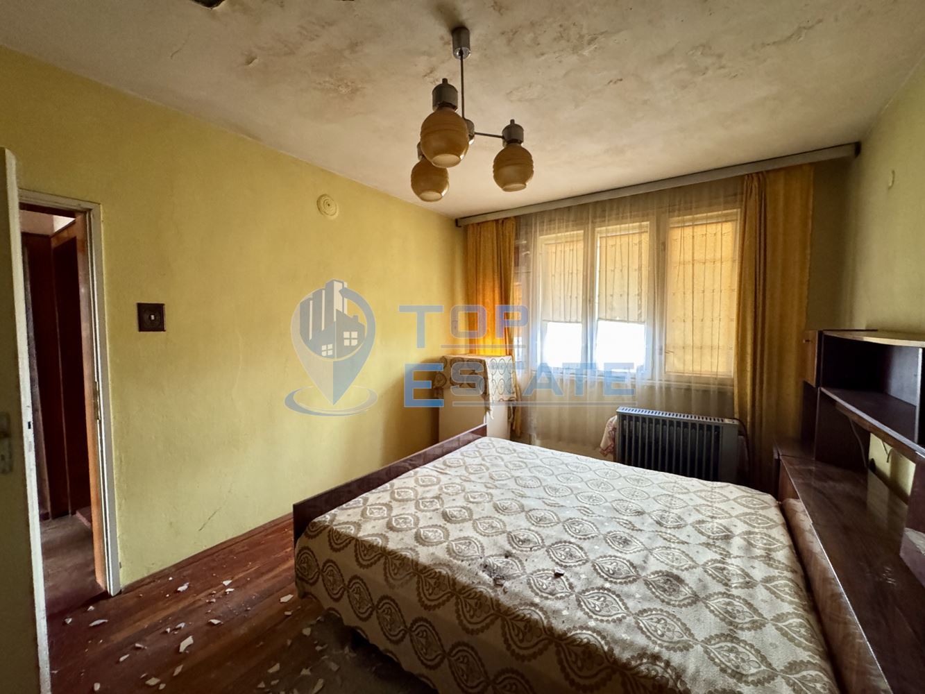 Многостаен тухлен апартамент с гараж в град Полски Тръмбеш, област Велико Търново - 0