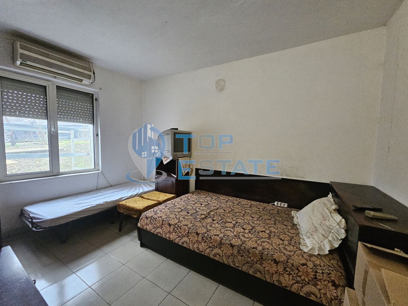 Птицеферма с разработен бизнес, ФЕЦ и оборудване, готова за работа в област Велико Търново - 0