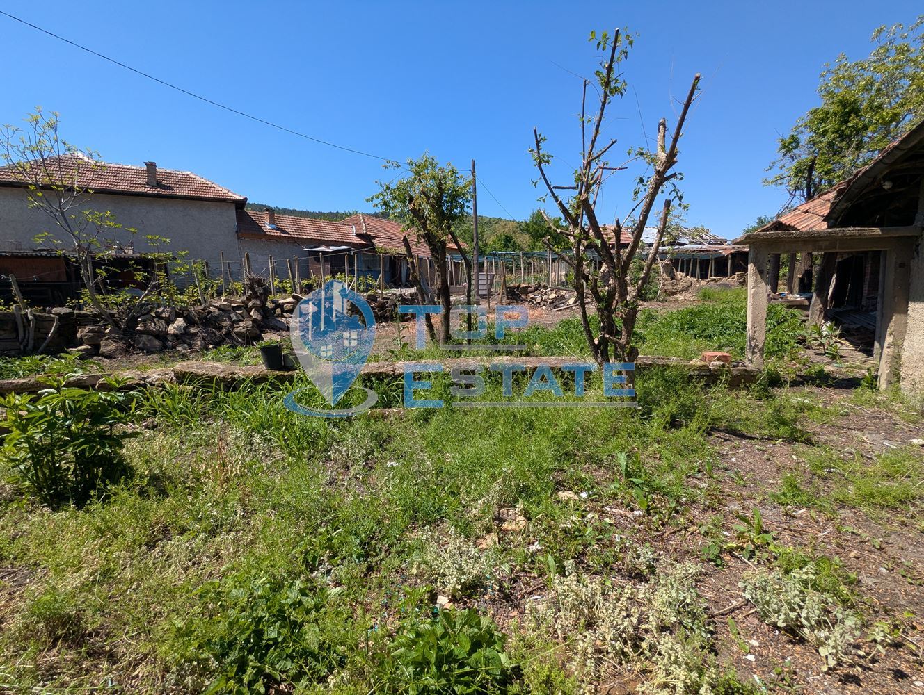 Едноетажна къща на спокойна улица в село Джулюница, обл. Велико Търново - 0