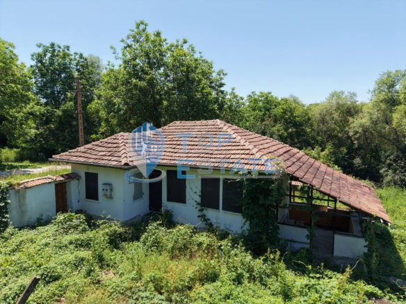 Две къщи в село Сушица - 0