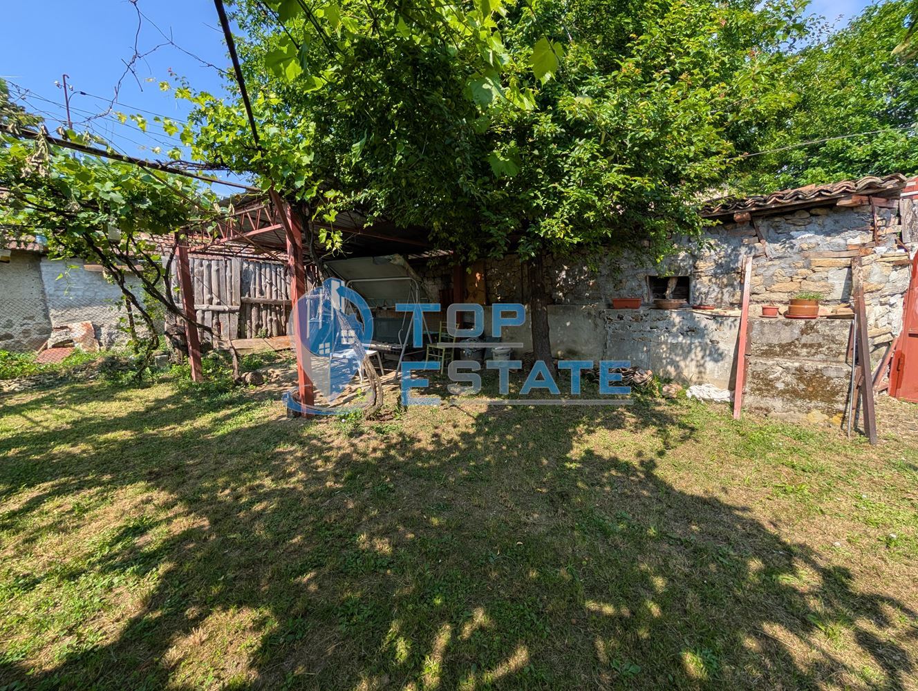 Възрожденска къща в село Къпиново - 0