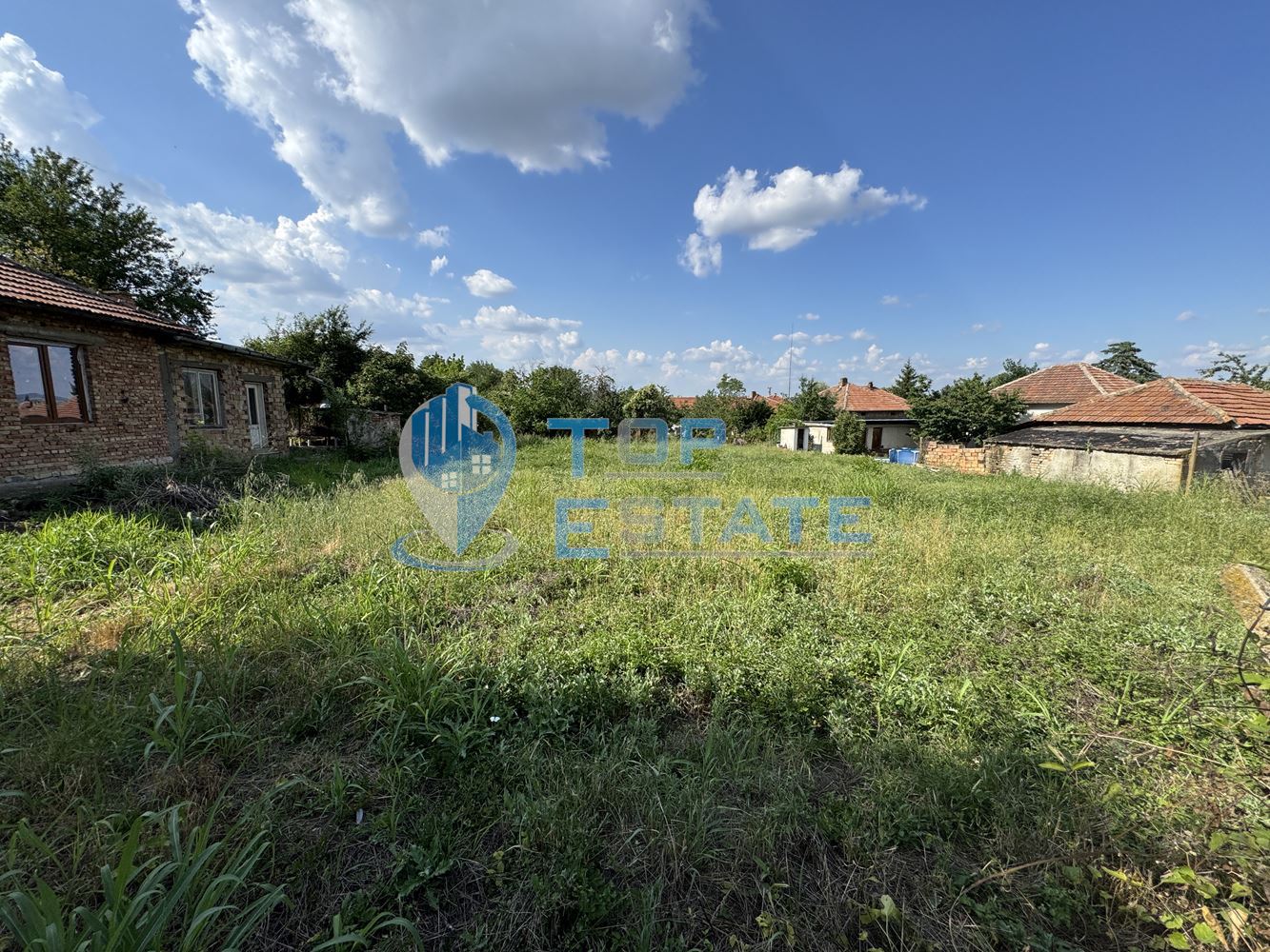 Урегулиран парцел в село Поликраище, област Велико Търново - 0