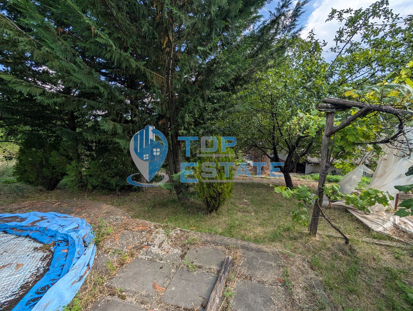 Двуетажна къща ново строителство с гараж в село Черни бряг - 0
