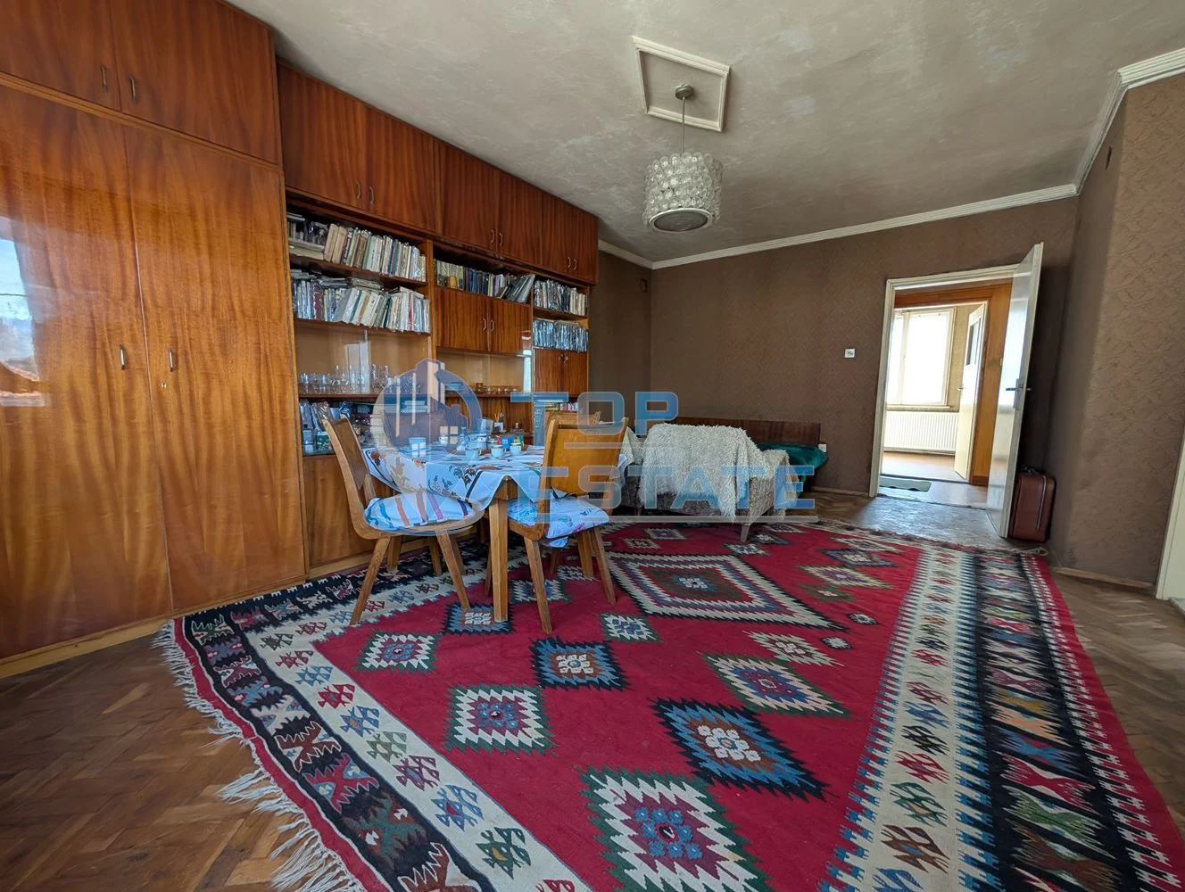 Етаж от масивна къща в центъра на град Горна Оряховица - 0