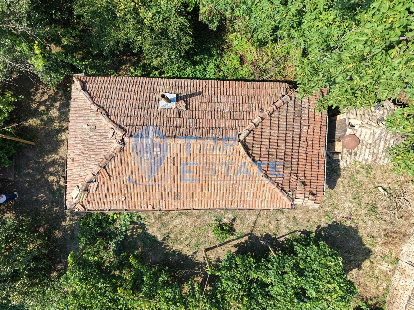 Парцел с къща и кладенец в село Кесарево - 0