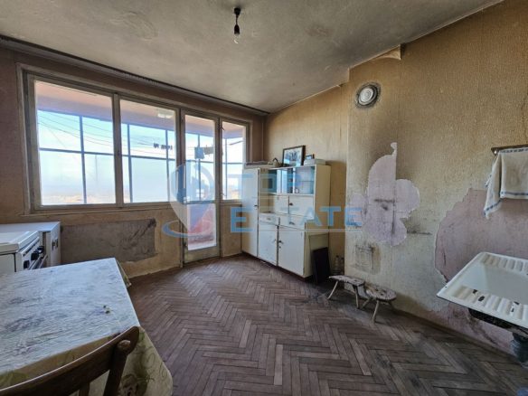 Панелен едностаен апартамент в гр. Горна Оряховица - 0