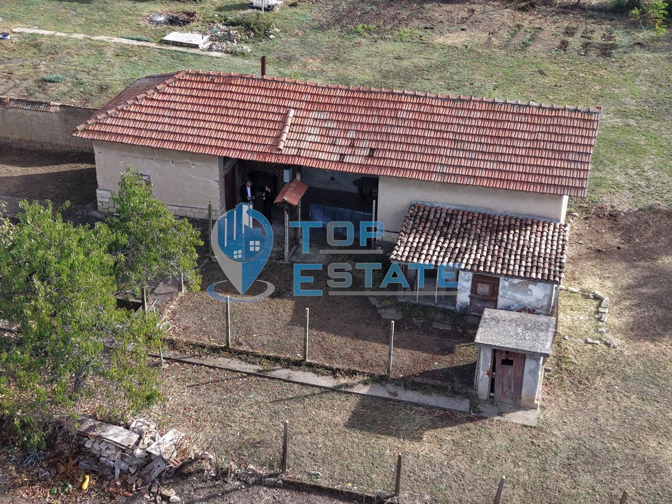 Здрава тухлена къща с три спални в село Драганово, област Велико Търново - 0